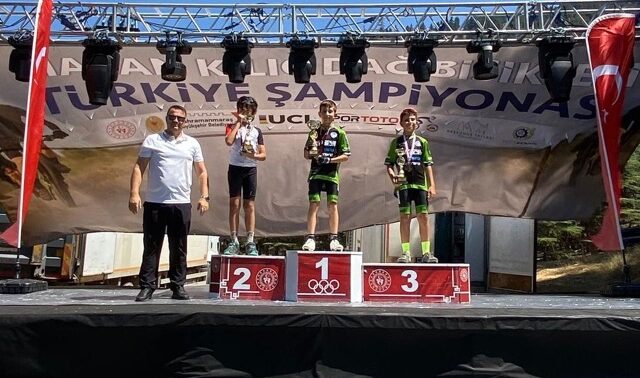 Sakarya sporcuları ulusal arenada şehri gururlandırdı