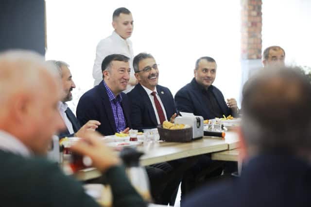 Başkan Şenol Dinç, Sakarya Düşünce ve Dayanışma Platformu ile buluştu