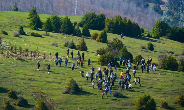 Doğaseverlerin bu haftaki rotası Karagöl ve Sultanpınarı Yaylası oldu